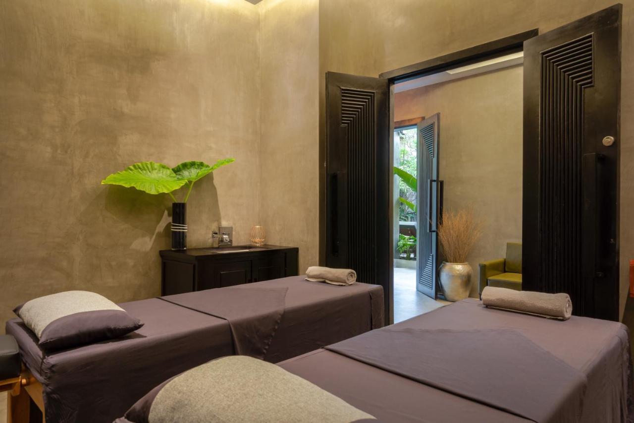Eightfold Urban Resort Siem Reap Eksteriør billede A spa in Vietnam
