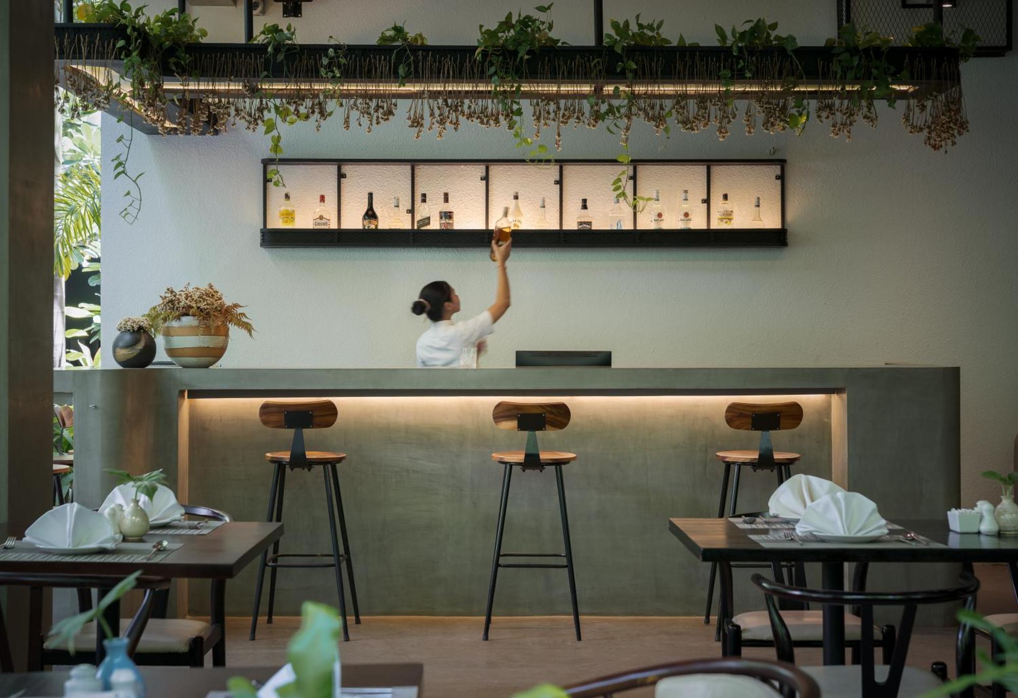 Eightfold Urban Resort Siem Reap Eksteriør billede Restaurant in Tokyo