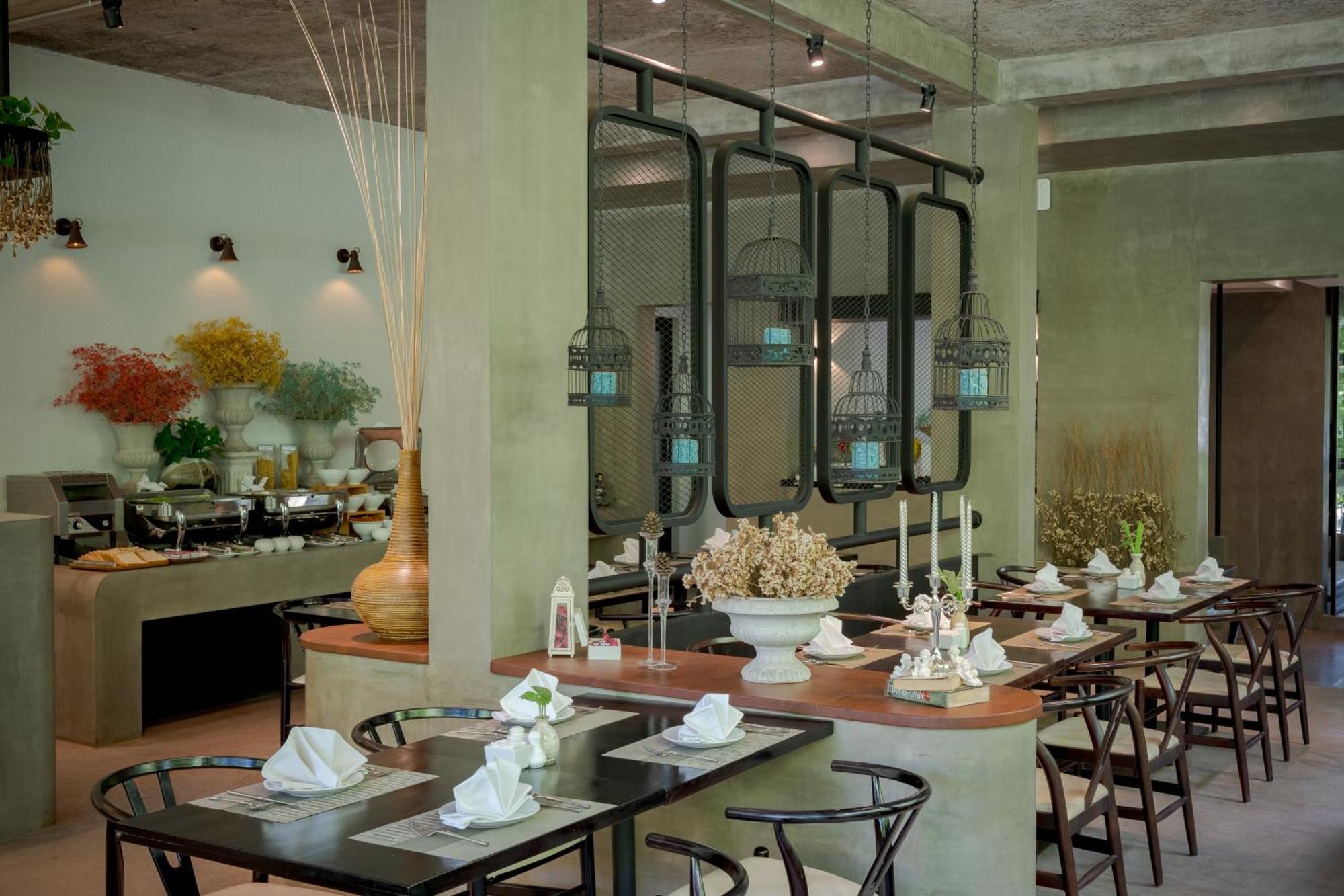 Eightfold Urban Resort Siem Reap Eksteriør billede Restaurant