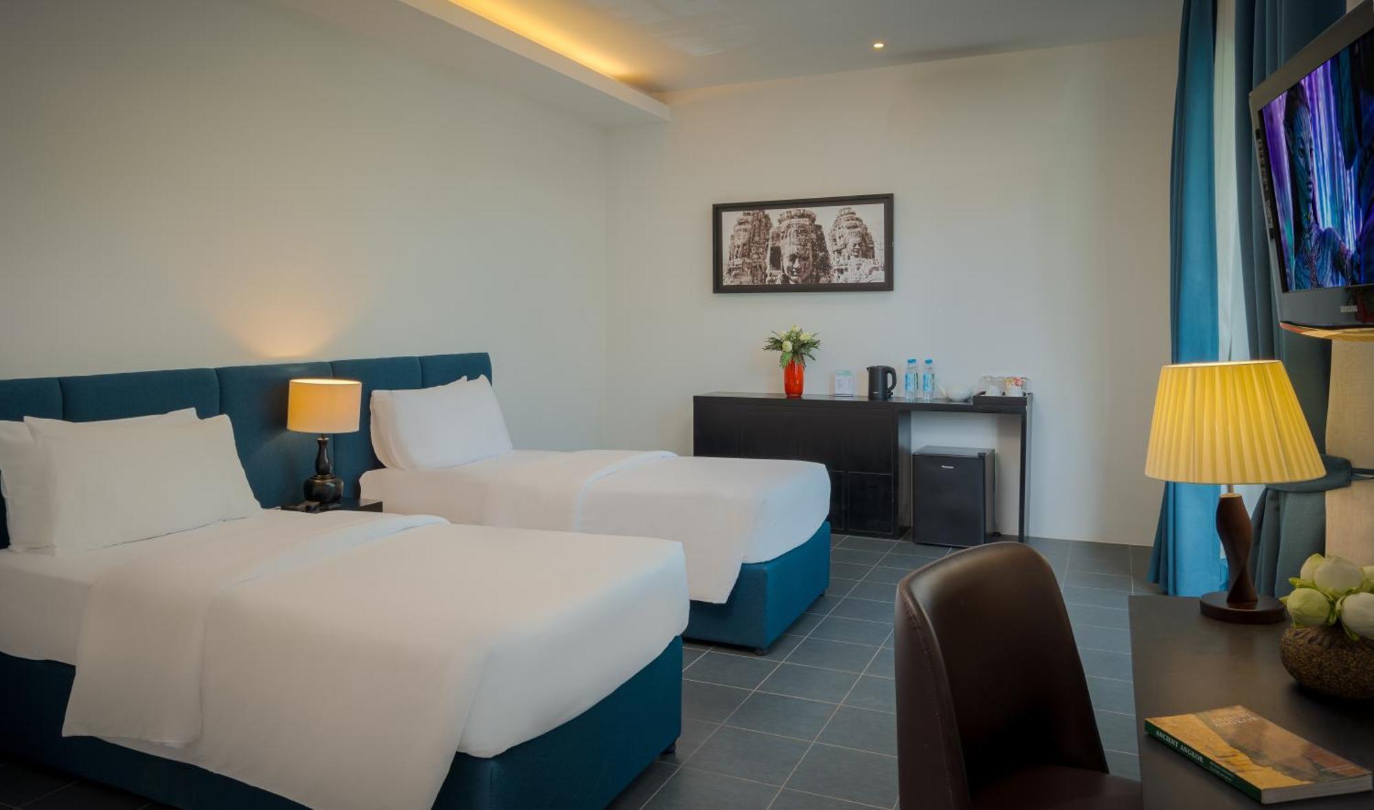 Eightfold Urban Resort Siem Reap Værelse billede Deluxe room